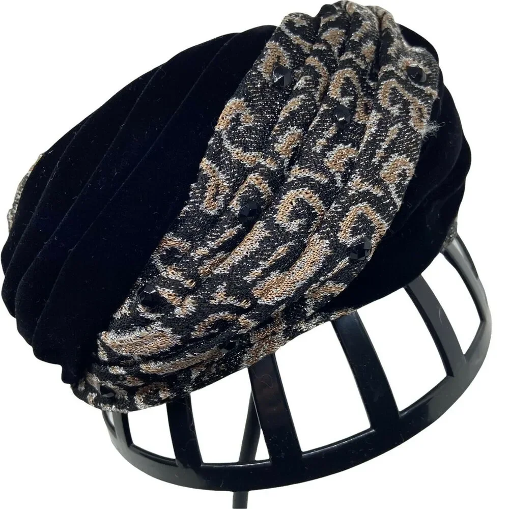 Turban Style Chapeau Hat Vintage 60s Melinda Womens Black Gold Fitted Size 6 1/2 - Picture 2 of 15